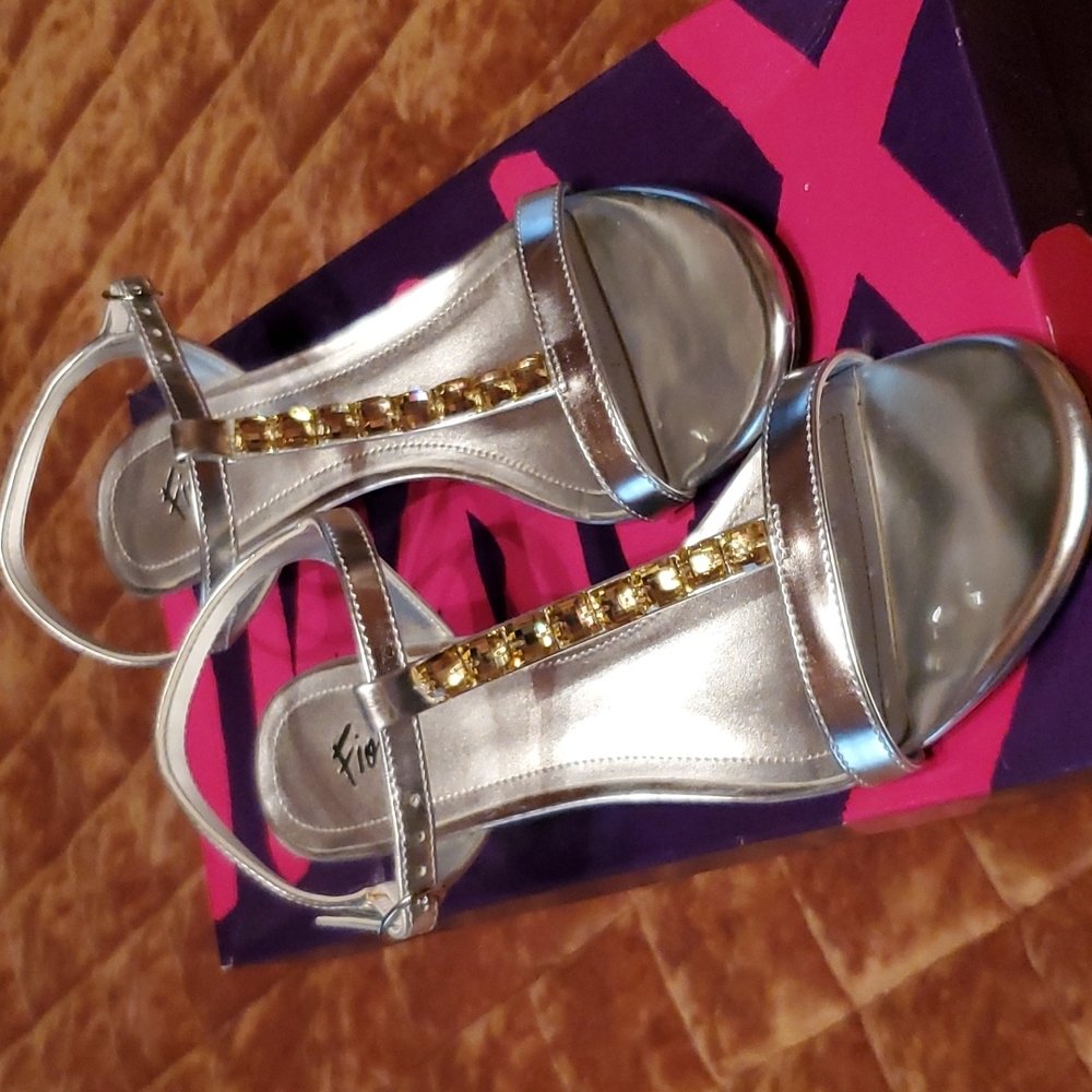 Fioni- Silver with Gold Crystal's Sandals